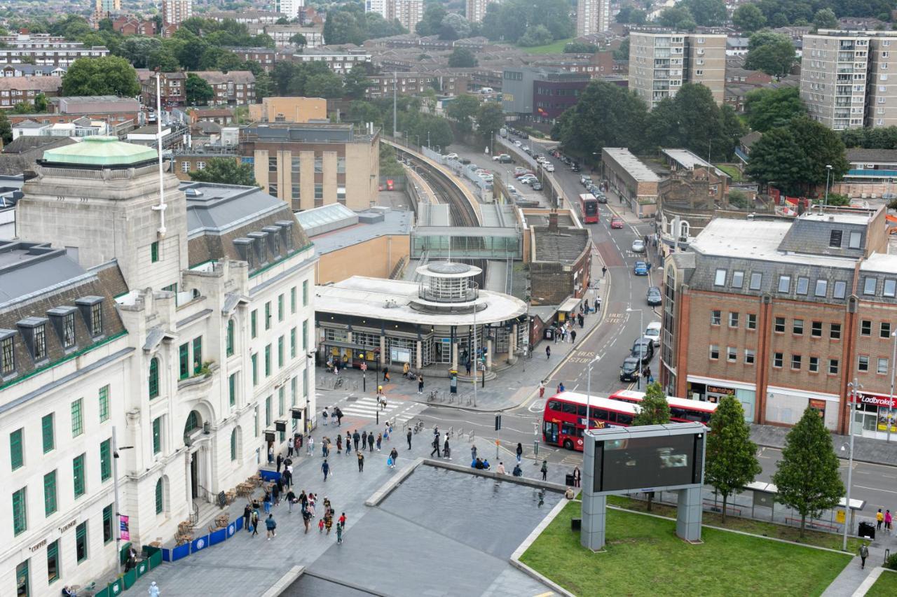Skyvillion - 3Bed Penthouse Near London City Airport, O2 Arena, London Excel Centre With Parking Bagian luar foto