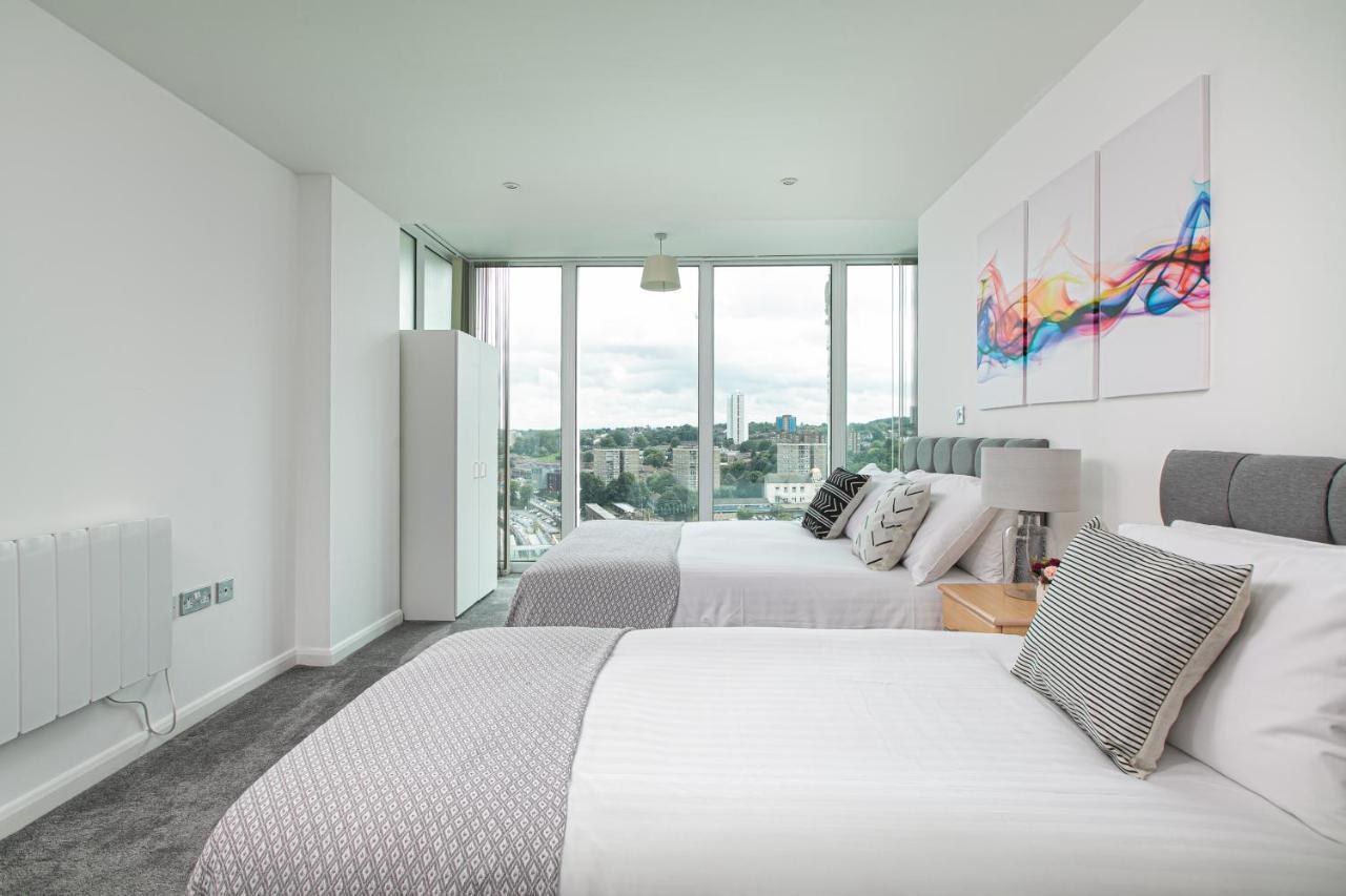 Skyvillion - 3Bed Penthouse Near London City Airport, O2 Arena, London Excel Centre With Parking Bagian luar foto