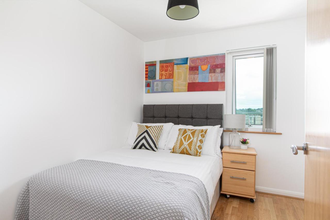 Skyvillion - 3Bed Penthouse Near London City Airport, O2 Arena, London Excel Centre With Parking Bagian luar foto