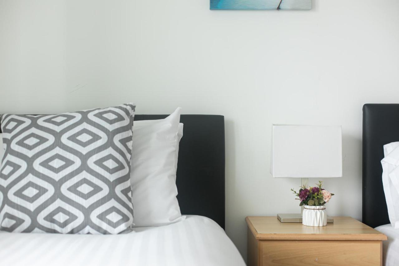 Skyvillion - 3Bed Penthouse Near London City Airport, O2 Arena, London Excel Centre With Parking Bagian luar foto