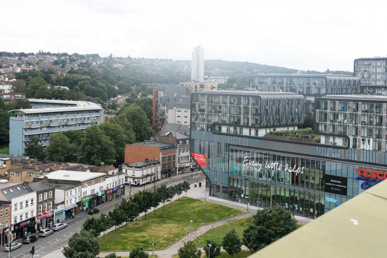 Skyvillion - 3Bed Penthouse Near London City Airport, O2 Arena, London Excel Centre With Parking Bagian luar foto