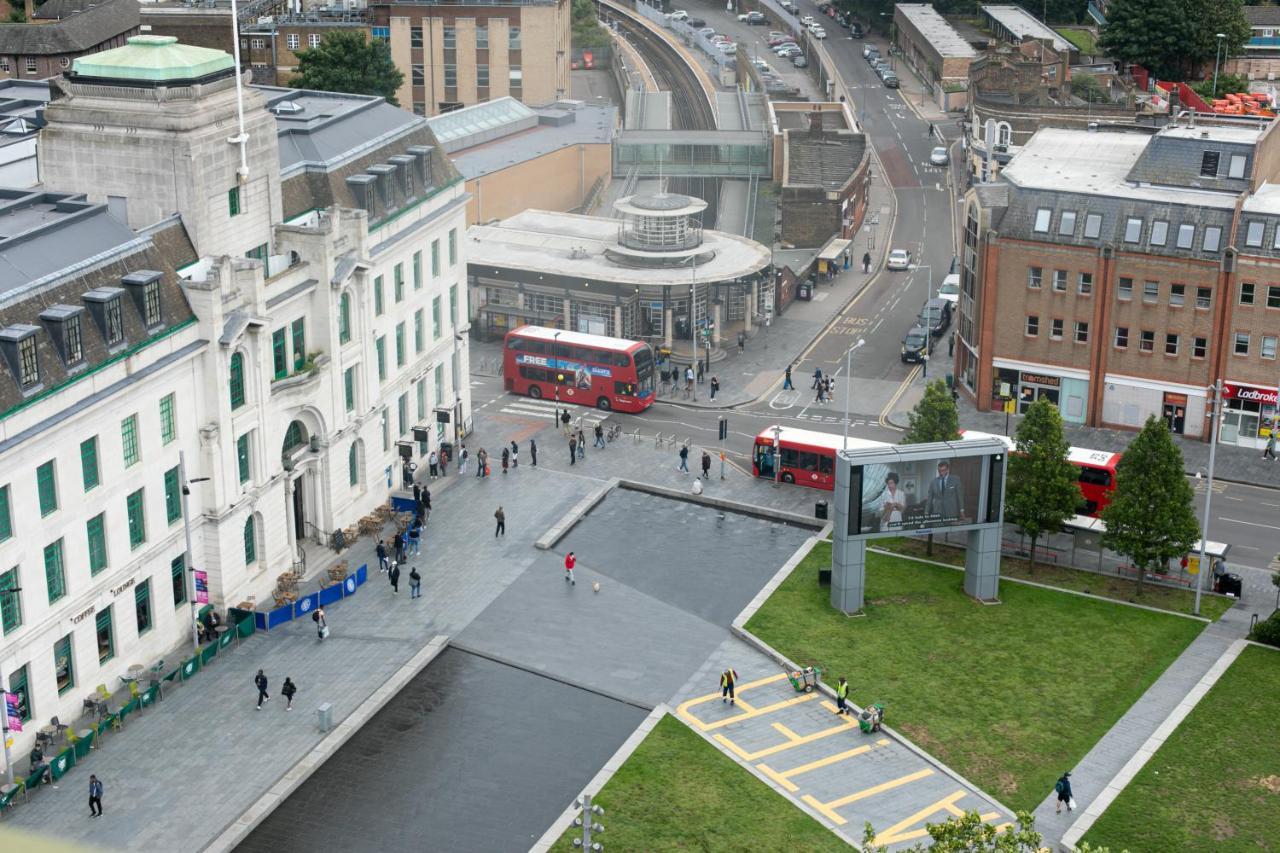 Skyvillion - 3Bed Penthouse Near London City Airport, O2 Arena, London Excel Centre With Parking Bagian luar foto