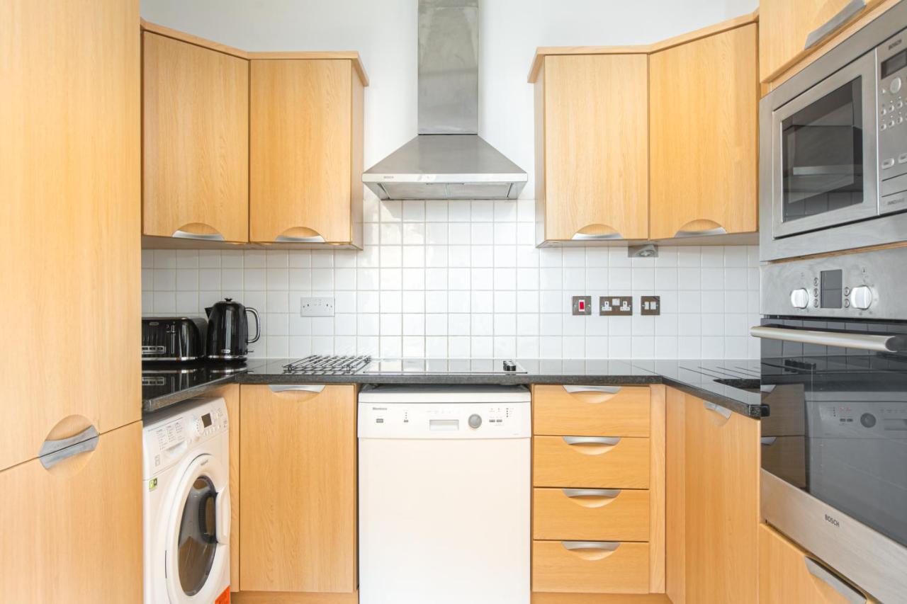 Skyvillion - 3Bed Penthouse Near London City Airport, O2 Arena, London Excel Centre With Parking Bagian luar foto