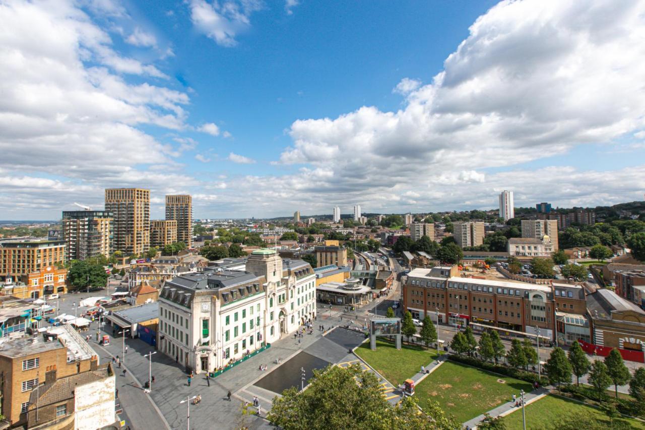 Skyvillion - 3Bed Penthouse Near London City Airport, O2 Arena, London Excel Centre With Parking Bagian luar foto