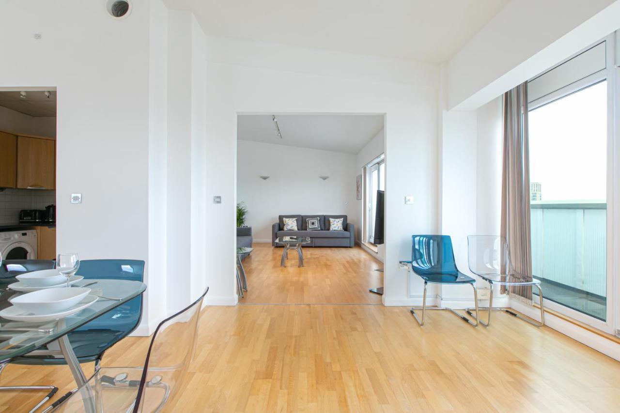 Skyvillion - 3Bed Penthouse Near London City Airport, O2 Arena, London Excel Centre With Parking Bagian luar foto