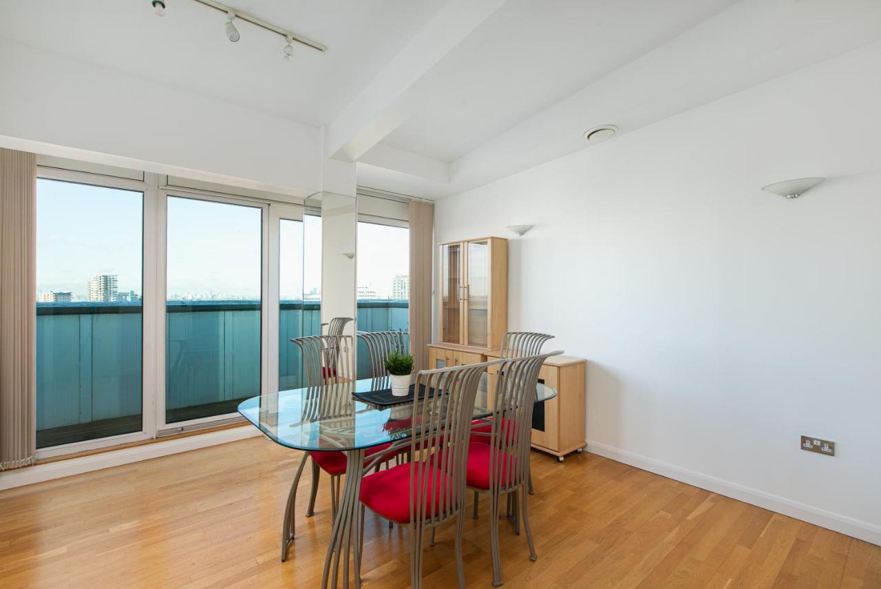 Skyvillion - 3Bed Penthouse Near London City Airport, O2 Arena, London Excel Centre With Parking Bagian luar foto
