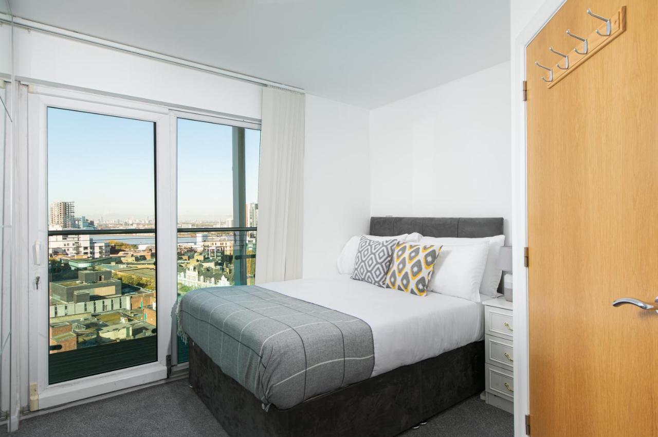 Skyvillion - 3Bed Penthouse Near London City Airport, O2 Arena, London Excel Centre With Parking Bagian luar foto