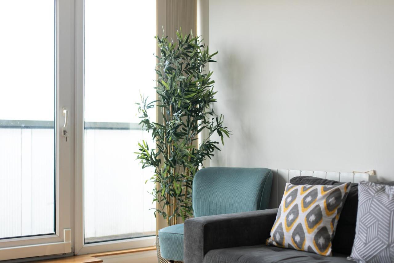 Skyvillion - 3Bed Penthouse Near London City Airport, O2 Arena, London Excel Centre With Parking Bagian luar foto